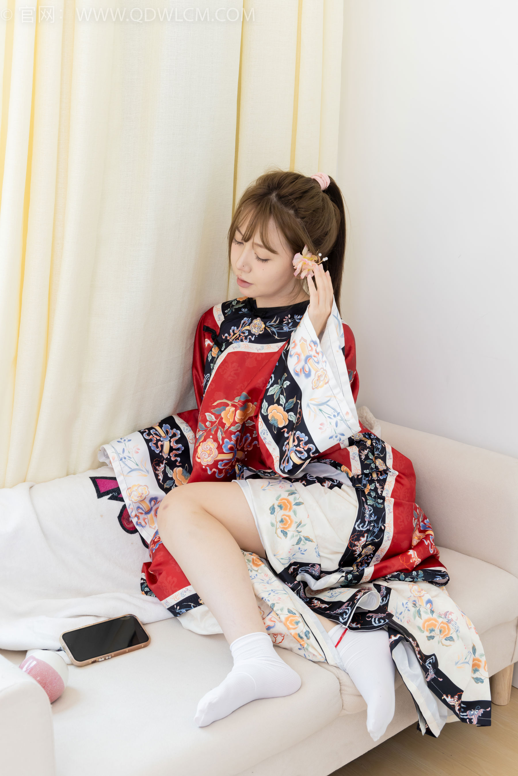 物恋传媒 No.2429 小曦 - 汉服、布鞋、足袋、白棉袜