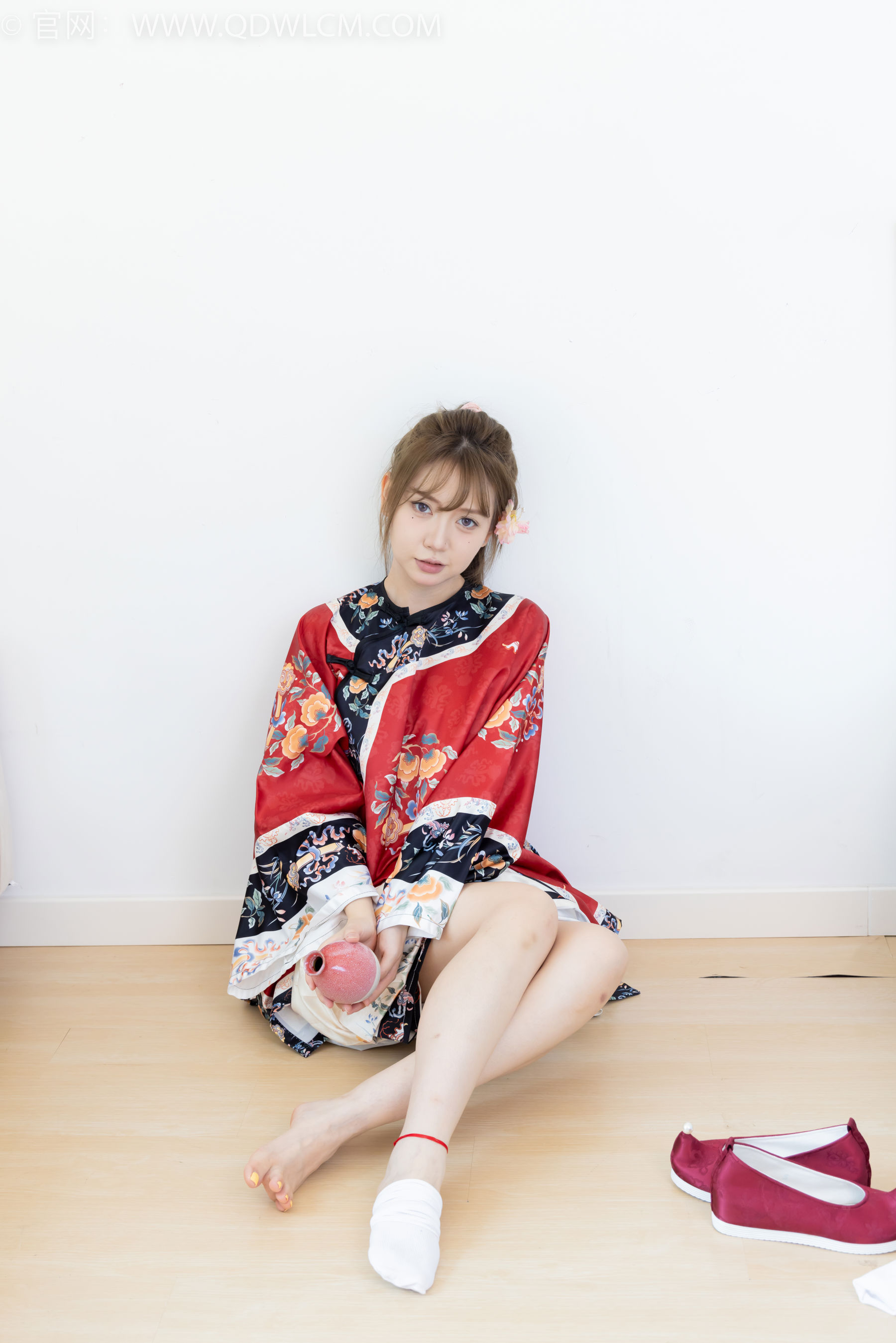 物恋传媒 No.2429 小曦 - 汉服、布鞋、足袋、白棉袜