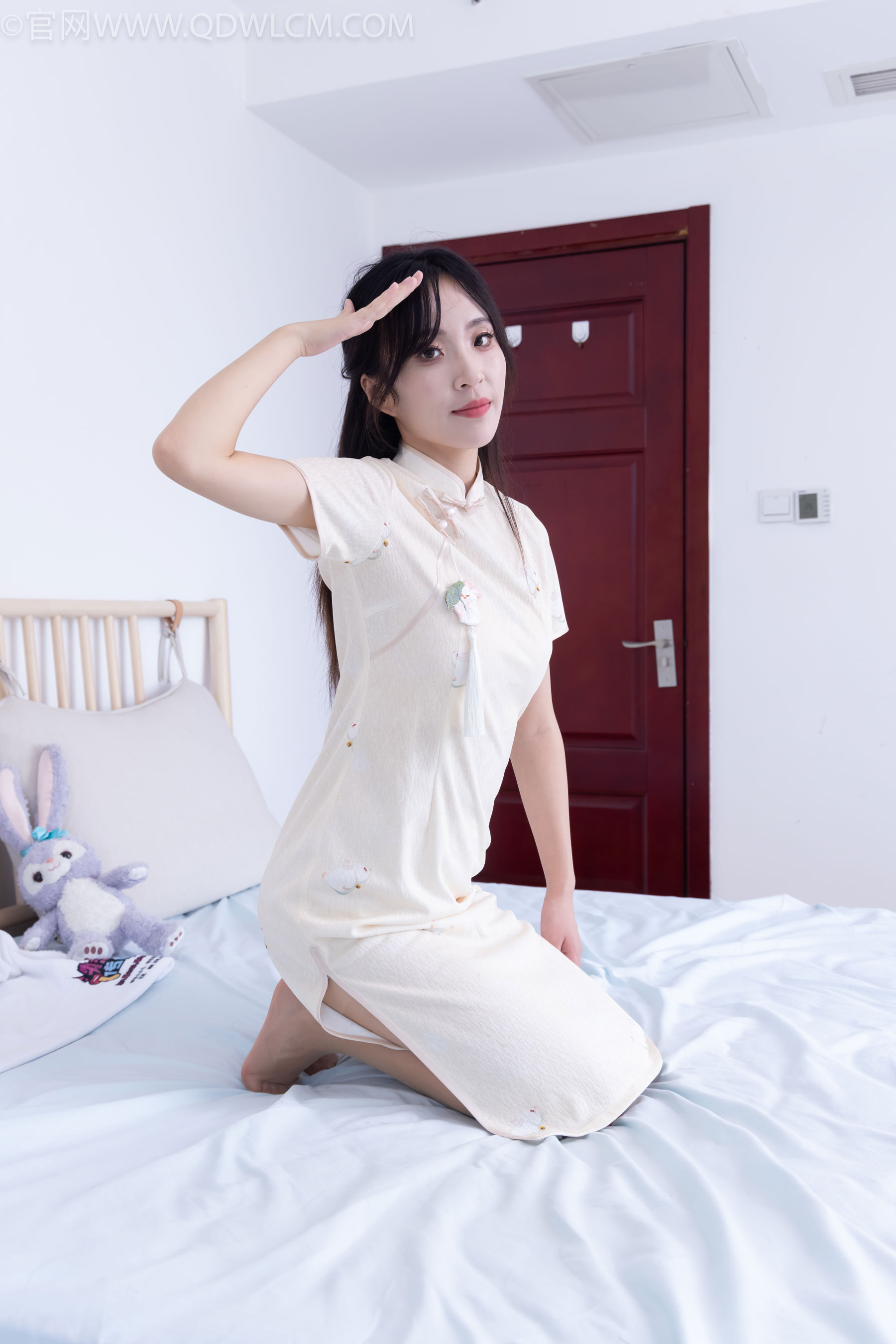 物恋传媒 No.2448 辣辣 - 旗袍、高跟鞋、薄肉丝 - 图片08