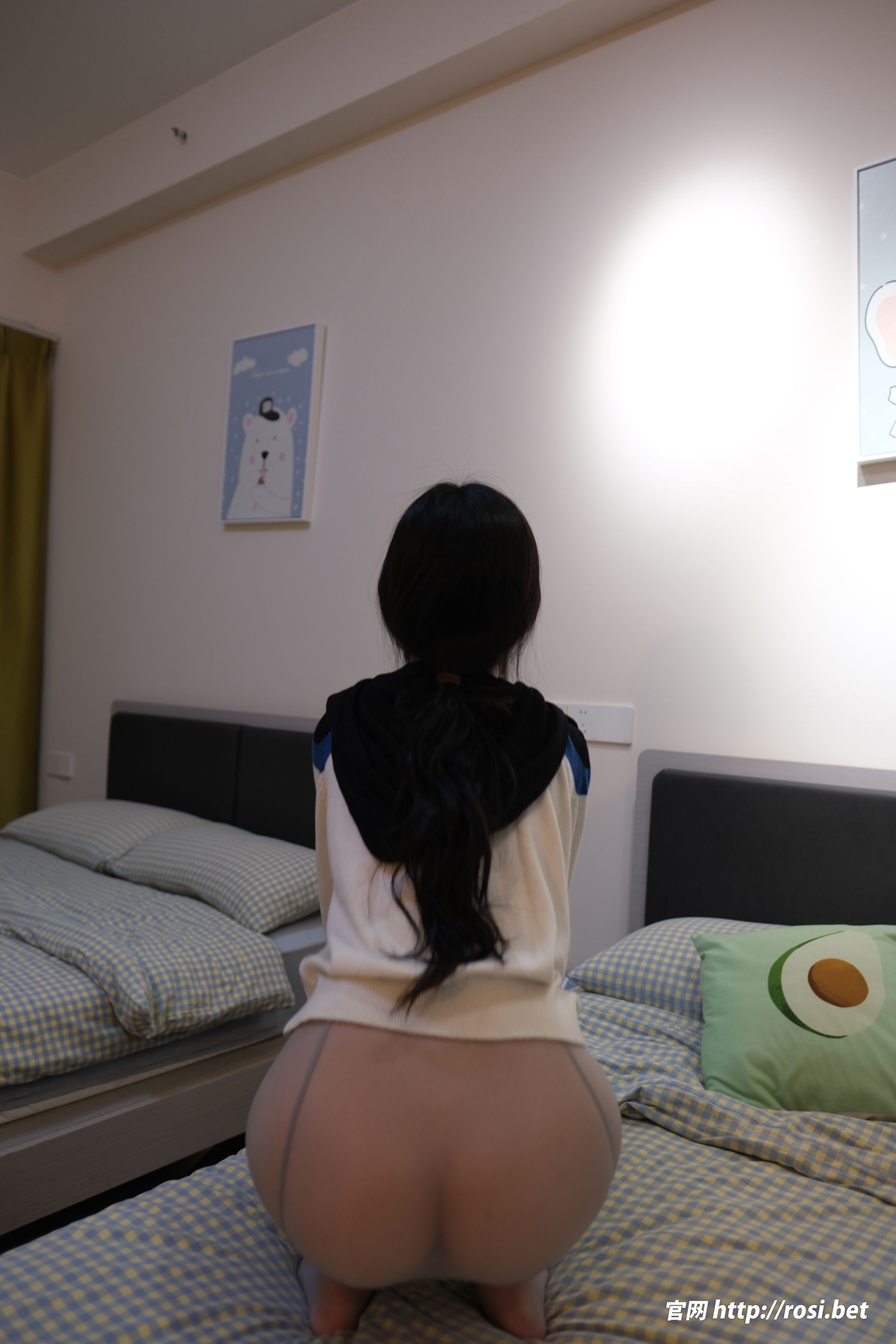 [ROSI写真] 2025.10.08 NO.5056