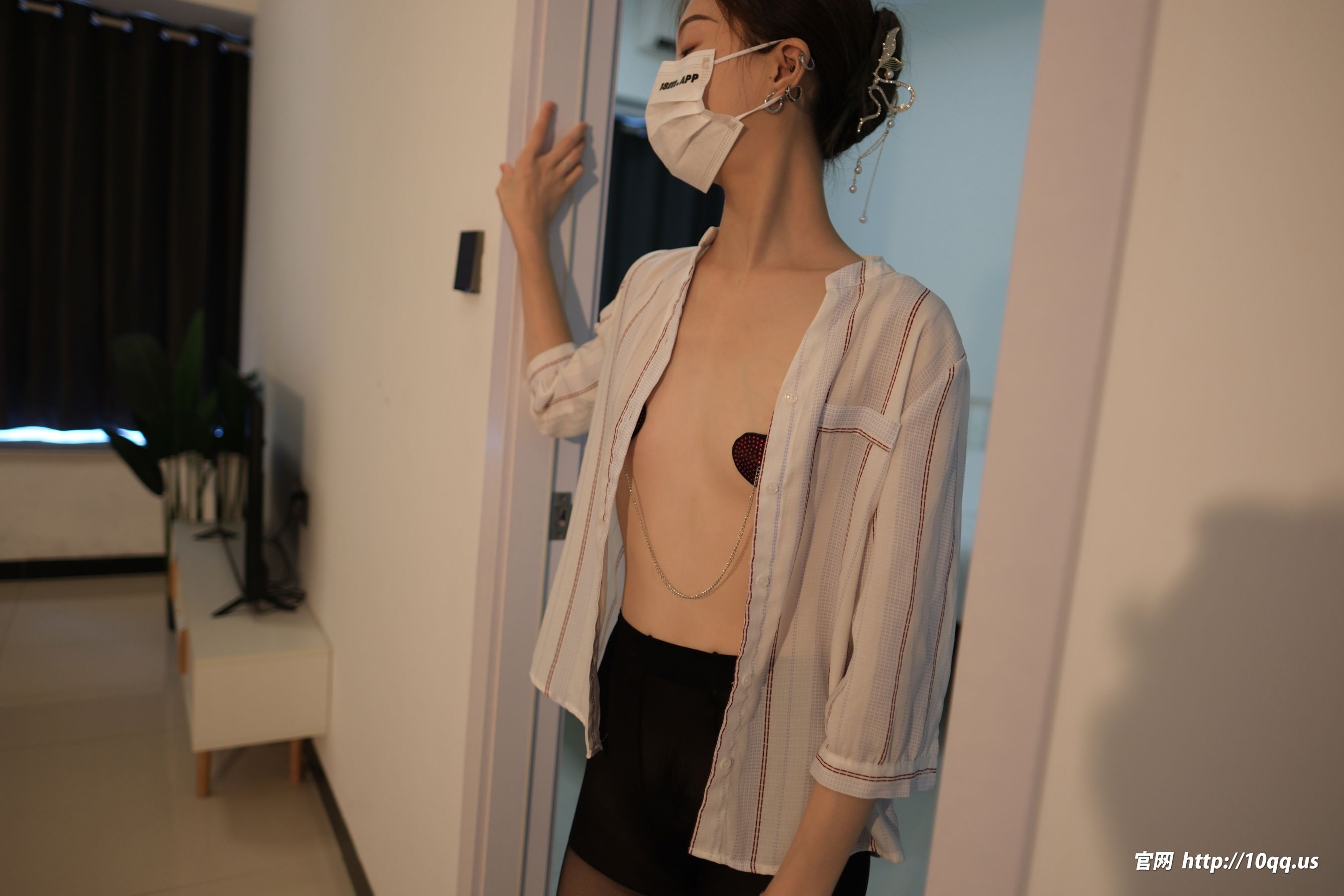 [ROSI写真] 口罩系列 2025.01.04 NO.3128